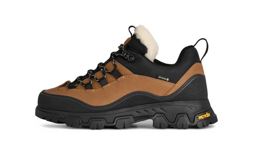UGG MetroTrek Hiker Chestnut: la bota urbana que domina ciudad y montaña