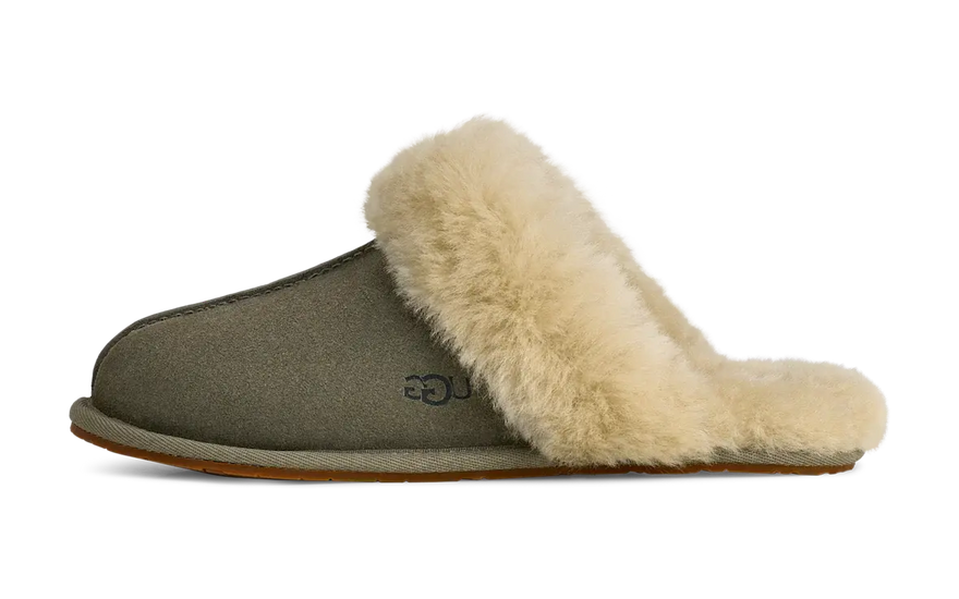 UGG Scuffette II Pantoffel Moss Green Muted Brass: de elegante pantoffel die je ochtenden zal transformeren