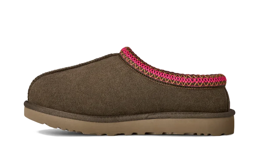 UGG Tasman II Slipper Dense Smoke — Pantufla icónica de confort y estilo