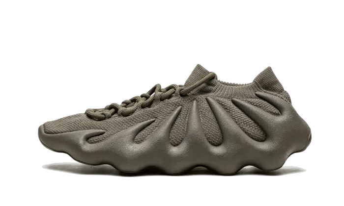 Yeezy 450 Cinder: la zapatilla futurista que transforma tu outfit