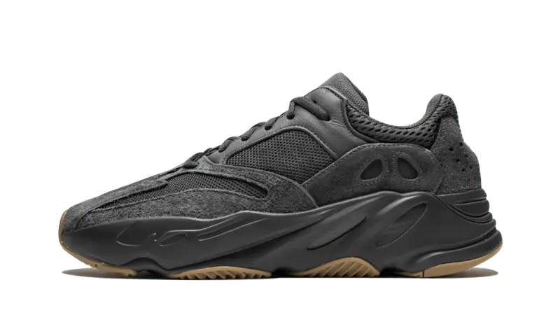 Yeezy Boost 700 Utility Black: elengedhetetlen kényelem és hasznos stílus