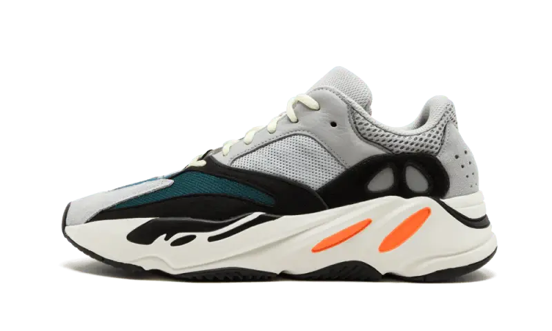 Yeezy Boost 700 V1 Wave Runner: La chunky icónica que revoluciona tu estilo