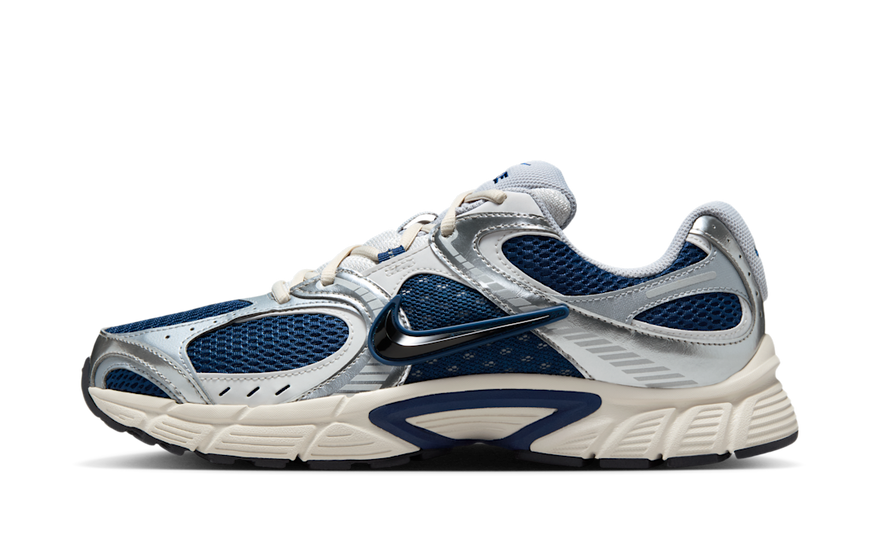Nike V5 RNR Blue Void Wolf Grey: stile e rendimento a ogni passo
