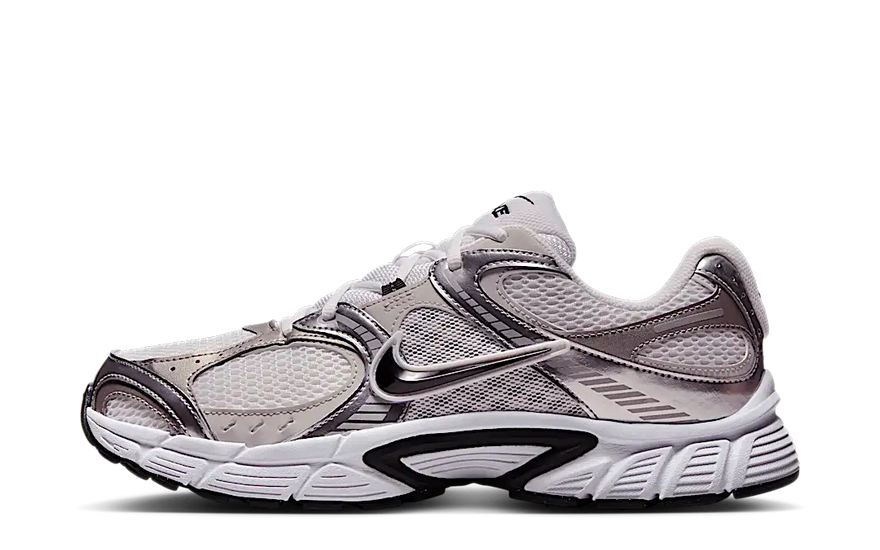 Nike V5 RNR White Vast Grey College Grey Black - Comodidad y Estilo Urbano