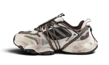 Adidas XLG Runner Deluxe 2.0 Off White Aurora Coffee Trace Green Metallic - KZ7202 - View 1 | Next Step