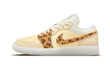 Air Jordan 1 Low SNKRS Day - DN6998-700 - View 1 | Next Step