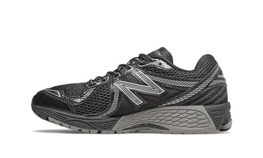 New Balance 860v2 Black Silver | Next Step
