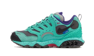 Nike Air Terra Humara Undefeated Light Menta - FN7546-301 - View 1 | Next Step
