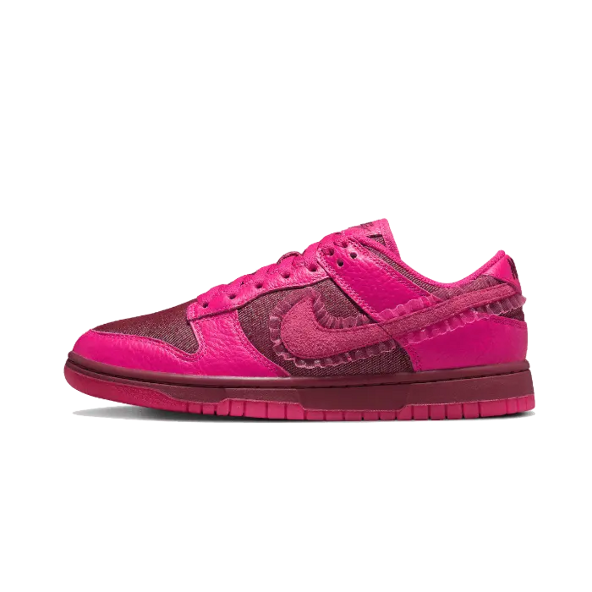 Nike Dunk Low Valentines Day (2022) (Women's)