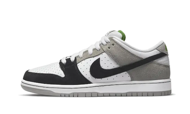 Nike SB Dunk Low Chlorophyll - BQ6817-011 - View 1 | Next Step