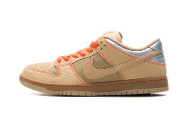 Nike SB Dunk Low Pro Som Tum - IB6206-701 - View 1 | Next Step