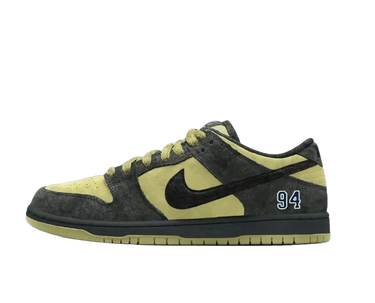 Nike SB Dunk Low Supreme 94 Camper Green - HQ8487-300 - View 1 | Next Step