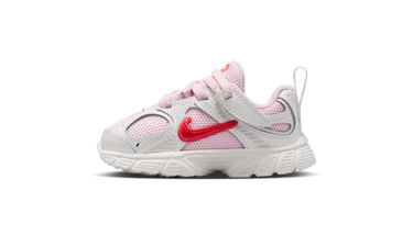 Nike V5 RNR Valentine's Day (2026) (TD) - IQ6637-121 - View 1 | Next Step