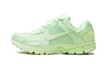 Nike Zoom Vomero 5 Vapor Green | Next Step