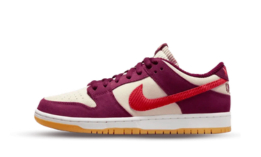 Skate Like a Girl x Nike SB Dunk Low Barely Rose - DX4589-600 - View 1 | Next Step