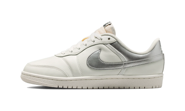 Air Jordan Skyline Low Swan Metallic Silver