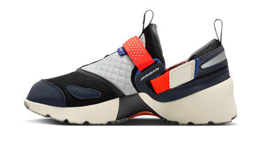 Air Jordan Trunner LX Rare Air Next Step