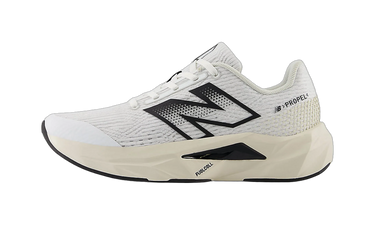 New Balance FuelCell Propel v5 White Black Linen