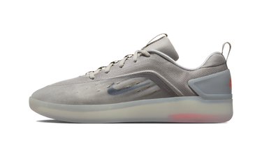 Nike SB Zoom Nyjah 4 College Grey Bright Crimson