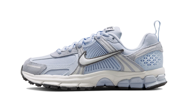 Nike Vomero 5 Football Grey Pencil Point