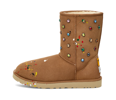 UGG Classic Short Boot Gallery Dept. Chestnut | Next Step