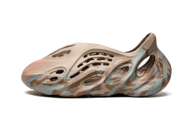 Yeezy Foam RNNR MX Sand Grey - GY3969 - View 1 | Next Step