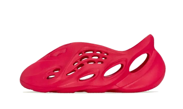 Yeezy Foam RNNR Vermillion - GW3355 - View 1 | Next Step