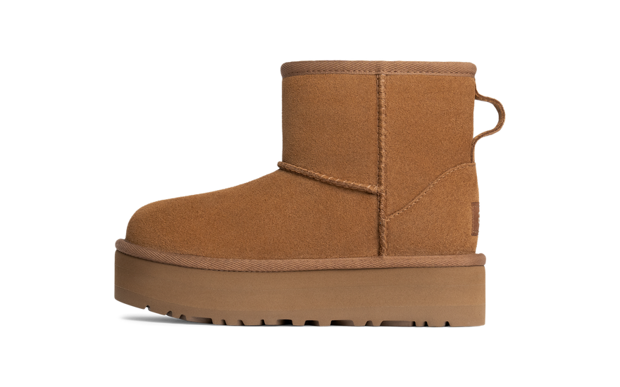 Botte UGG Classic Mini Platform couleur marron noisette (Enfants) : mini bottes avec style et chaleur