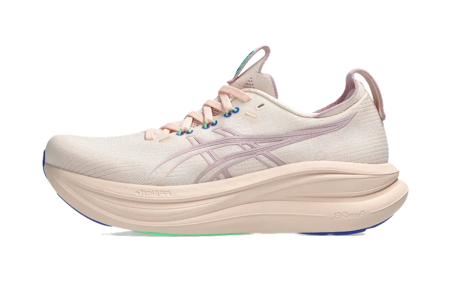 ASICS Gel-Nimbus 28 Pearl Pink Morganite: la neutra más blanda de ASICS ahora en rosa