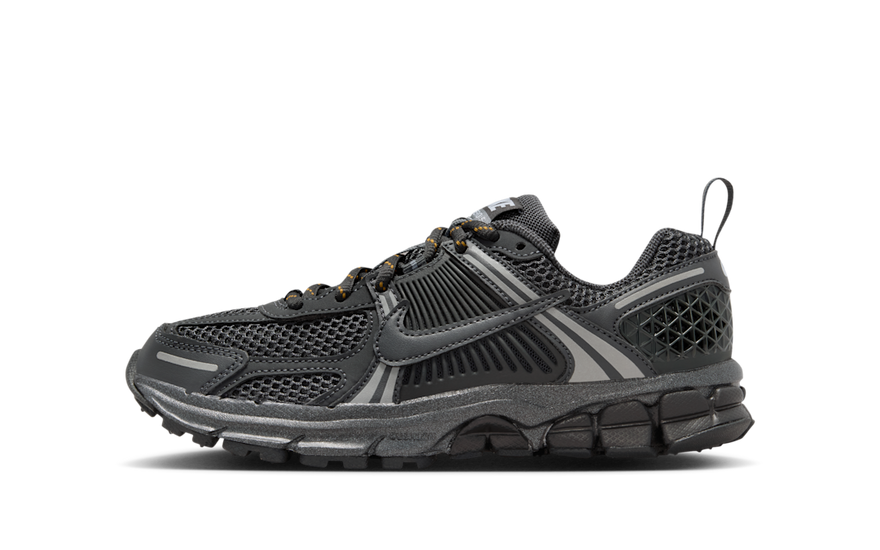 Nike Vomero 5 Dunkelrauchgrau Reflektierend — Bequemlichkeit und Stil für deine Kilometer