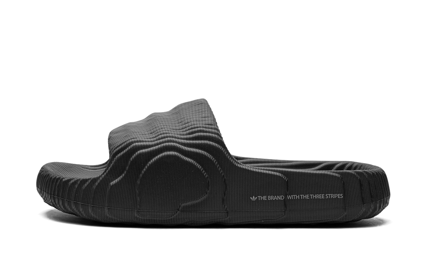 Adidas Adilette 22 Slides Carbon: la chancla negra que combina con todo (guía 2026)