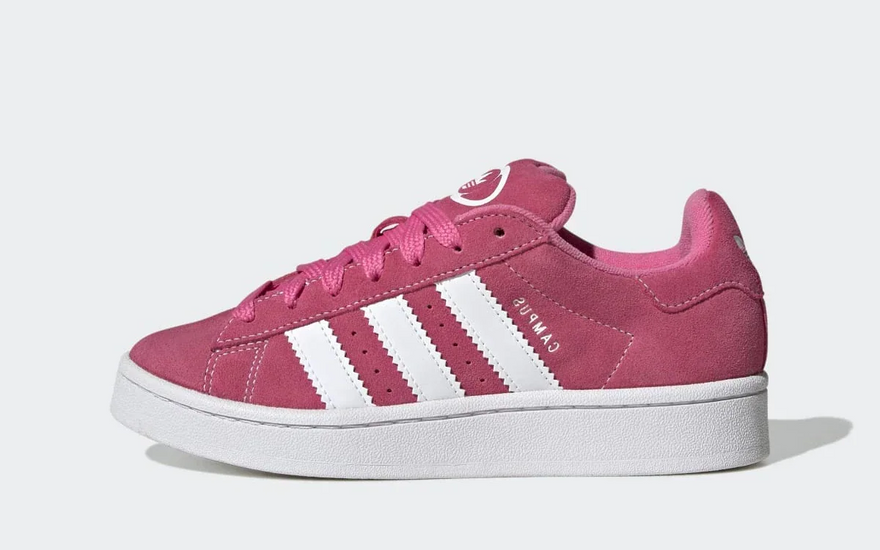 Adidas Campus 00s Pulse Magenta White: la zapatilla retro en ante magenta que domina el street style