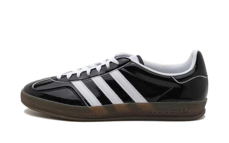 Adidas Gazelle Indoor Core Black Patent Leather — Zapatillas patentadas negras con estilo atemporal