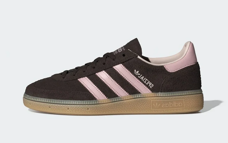 Adidas Handball Spezial Aurora Coffee Sandy Pink: el marrón cálido que se ha comido a las Samba en 2026