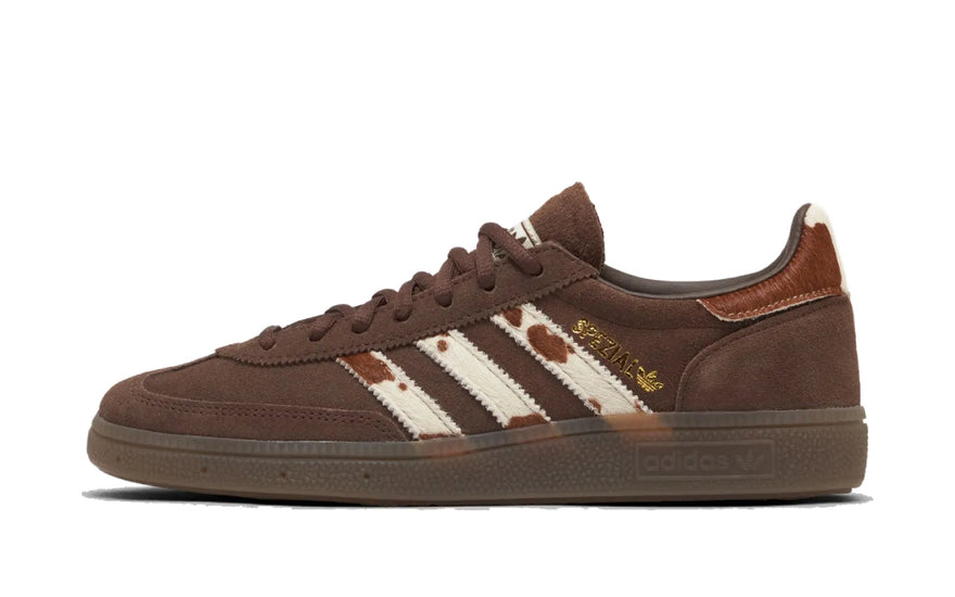 Adidas Handball Spezial Brown Cow Stripes: la terrera de 1979 que se pasó al animal print