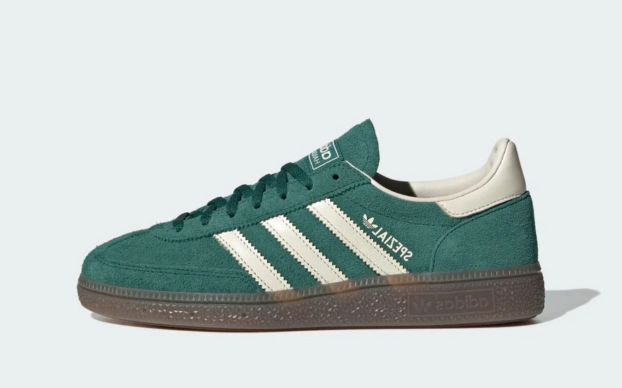 Adidas Handball Spezial Collegiate Green Cream White: el verde universitario que domina el street style en 2026