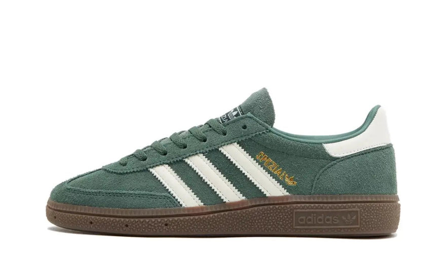 Adidas Handball Spezial Green Off White Gum: the must-have retro shoe 