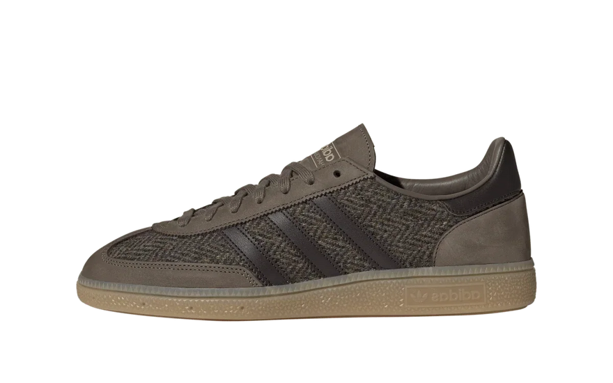 Adidas Handball Spezial Harris Tweed Aurora Coffee: la Spezial de lana escocesa que domina el invierno