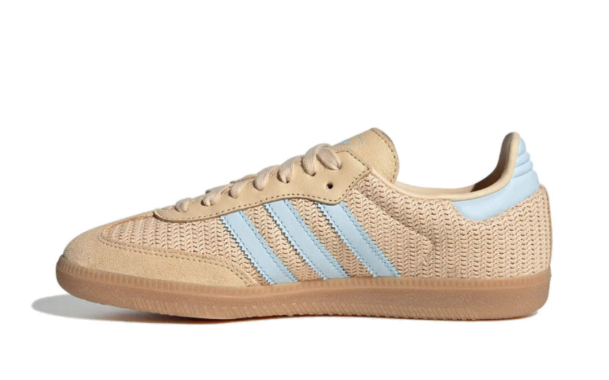 Adidas Samba OG Sanda Strata Sky Tint: Retro sandals with urban style and comfort 