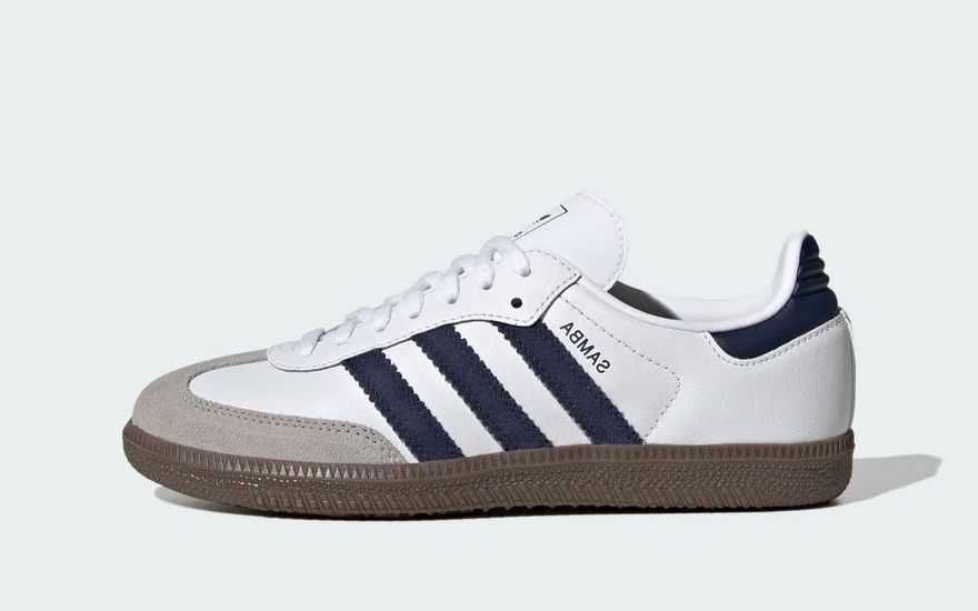 Adidas Samba OG White Night Indigo: el bicolor preppy que combina con todo