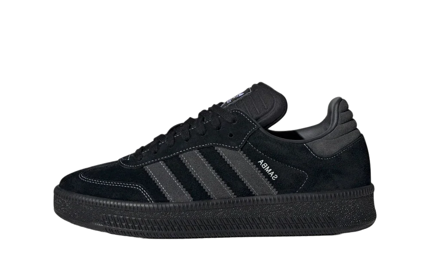 Adidas Samba XLG Nero Carbonio: silhouette senza tempo con stile urbano