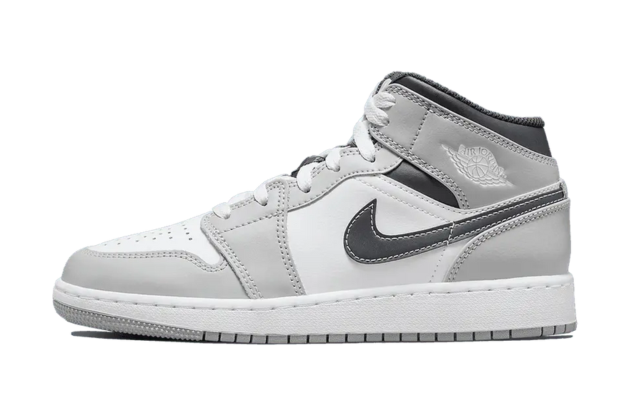 Air Jordan 1 Mid Light Smoke Grey Anthracite: El must-have urbano para ninos y jovenes