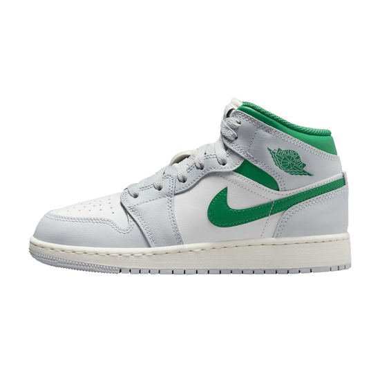 Air Jordan 1 Mid White Pure Platinum Pine Green (GS): el blanco que se lleva bien con todo (y un verde que lo cambia todo)