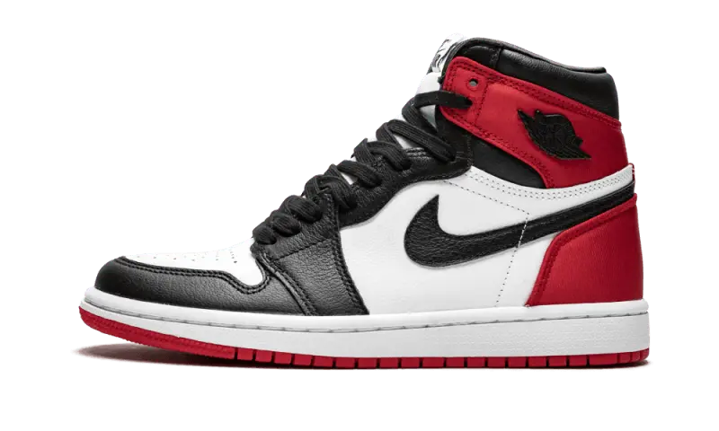 Air Jordan 1 Retro High Satin Black Toe - El clásico satin que domina la calle