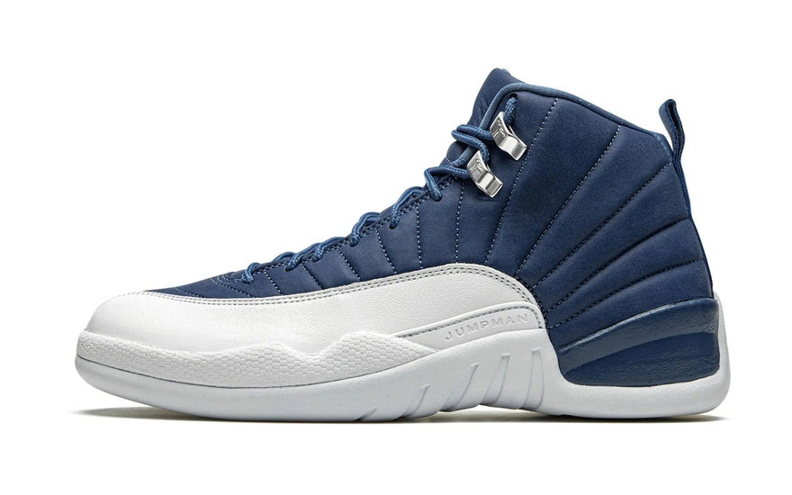 Air Jordan 12 Retro Indigo : style emblématique et performance à chaque pas