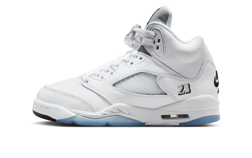Air Jordan 5 Retro White Metallic (2026): blanco metálico que redefine el streetwear
