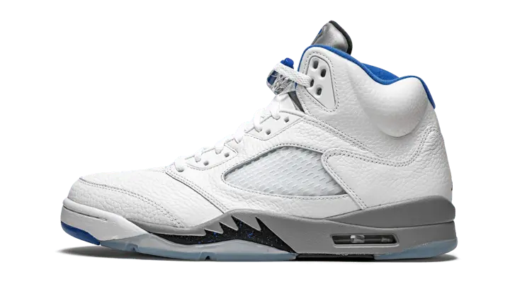 Air Jordan 5 Retro Vit Stealth: den vita som härskar på gatan