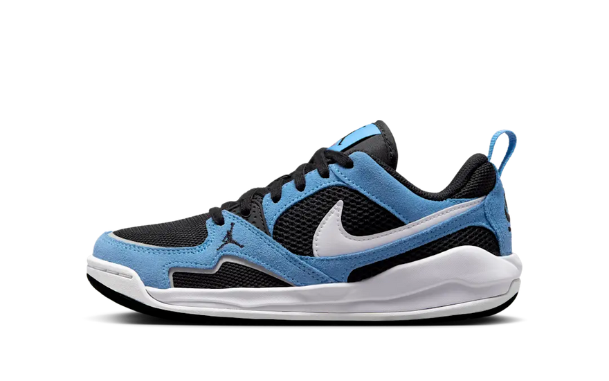 Air Jordan CMFT Era Nero Blu Università Rosso Varsity Bianco: il must urbano con il comfort CMFT