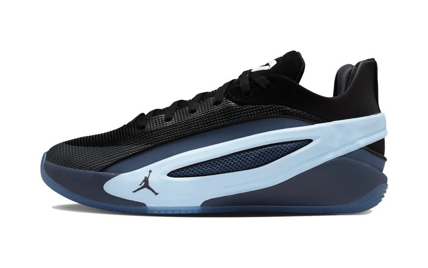 Air Jordan Luka 5 Black Thunder Blue: la silueta que frena antes que tú (análisis 2026)