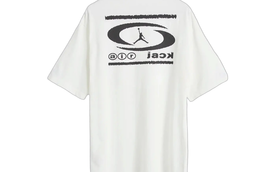 Air Jordan x Travis Scott Air T-Shirt Sail: la maglietta sail che il tuo guardaroba necessita